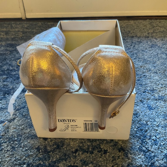 Wedding gold heels from David’s Bridal - Picture 2 of 10